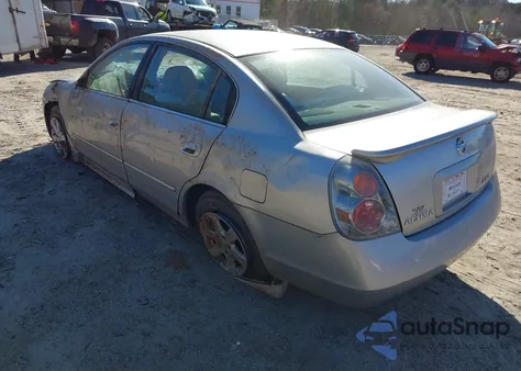 2003 Nissan Altima 2.5 S z USA, uszkodzony, nr VIN 1N4AL11D83C257614